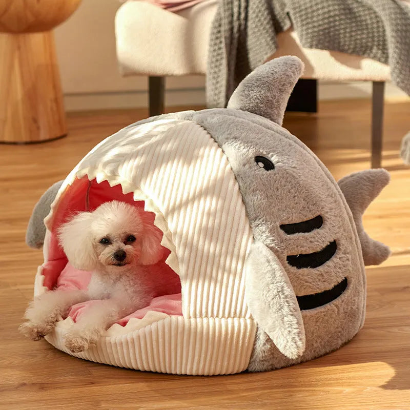 Warm shark yurt kennel for dogs and cats, semi-closed design, rabbit-hair fabric, beige stripe, available in blue or grey sizes S M L