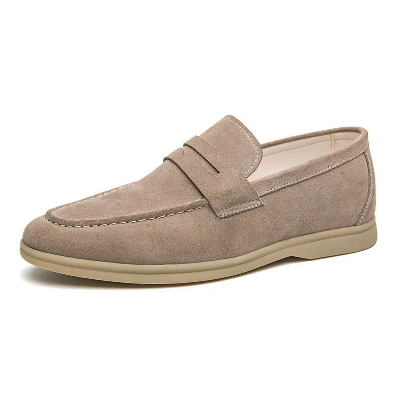 Men's slip-on leather casual shoes in black with mid heel and rubber sole