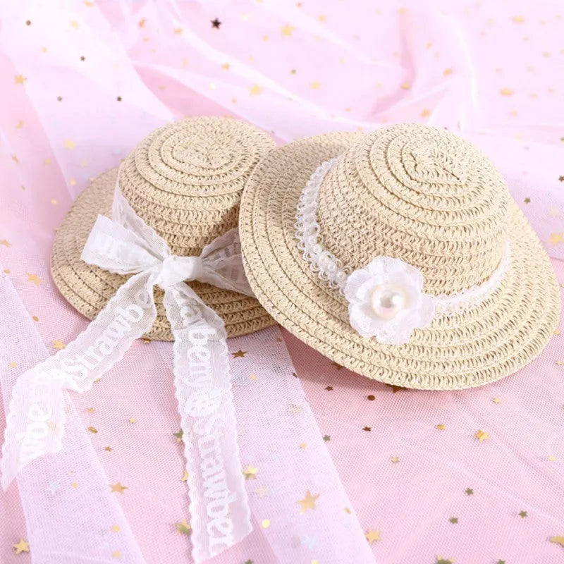 Handmade adjustable paper pet hat with a bowknot for a dog or cat, shown in a cartoon style.