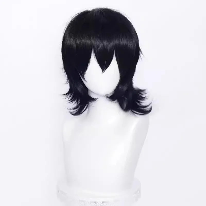 Short cosplay wig for men with lengthened tail and anti-curling mechanism in anime style