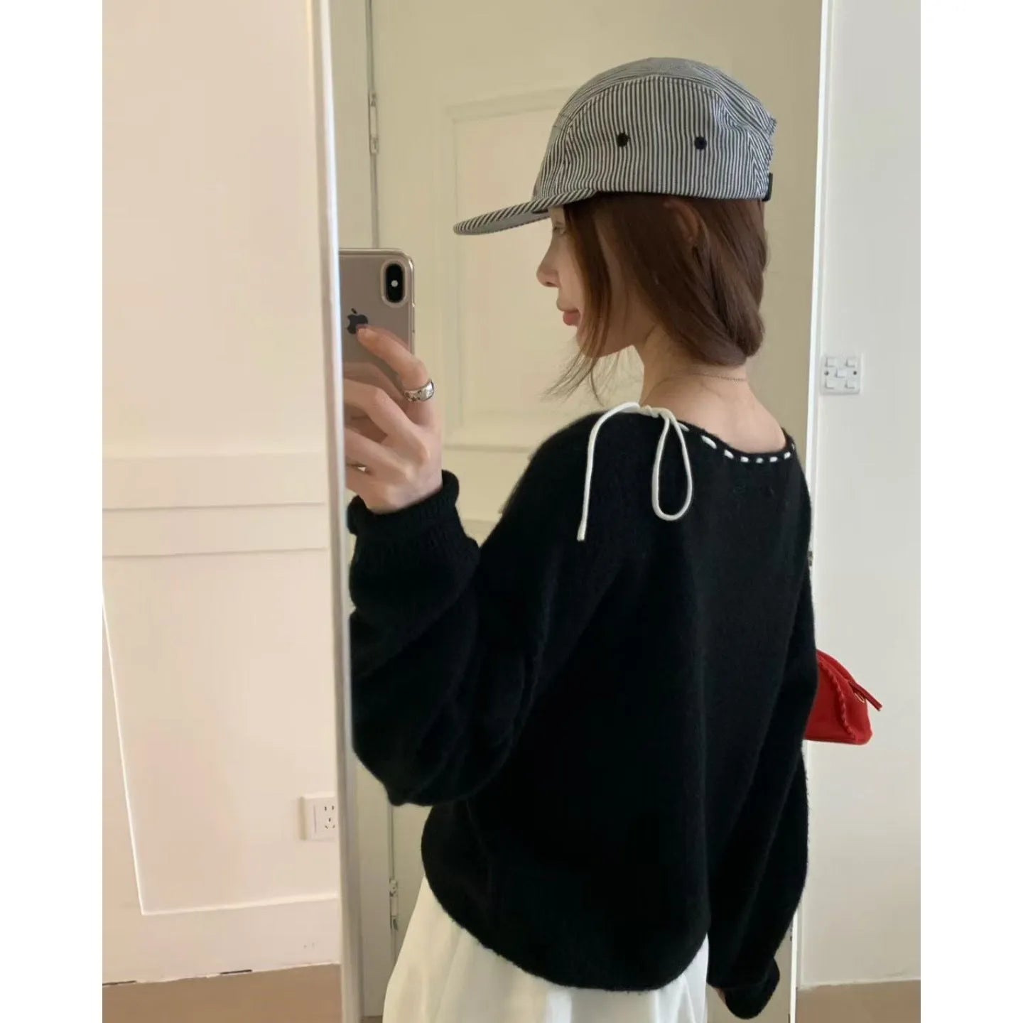 Women's loose-fitting grey knitwear pullover jumper made from regenerated cellulose fibre