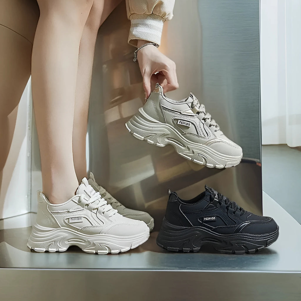 Breathable sports height increasing low-top shoes for women in black with T-shaped tie and rubber sole