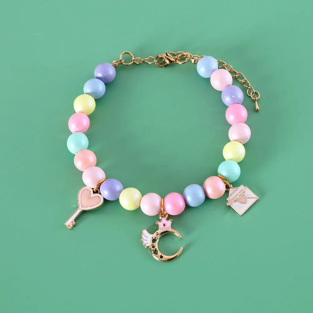Macaron-coloured pet headdress and necklace set with resin charms in six designs for cats and dogs