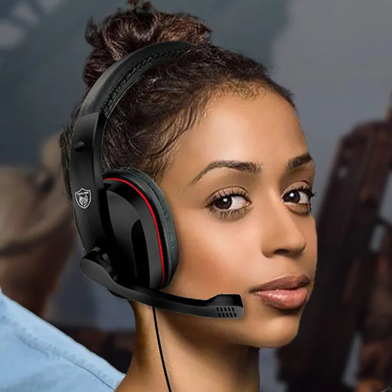 Black wired over-ear gaming headset for PC with 6.3mm plug and 40mm speakers.