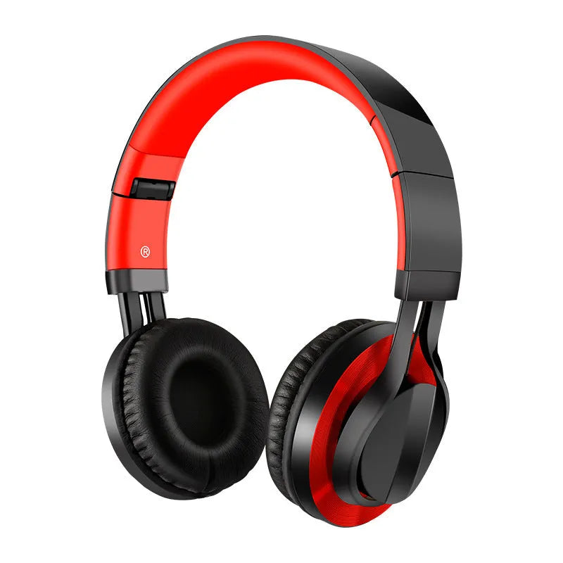 Wired headphones with microphone for mobile phones in black colour with 40mm drivers and 3.5mm plug