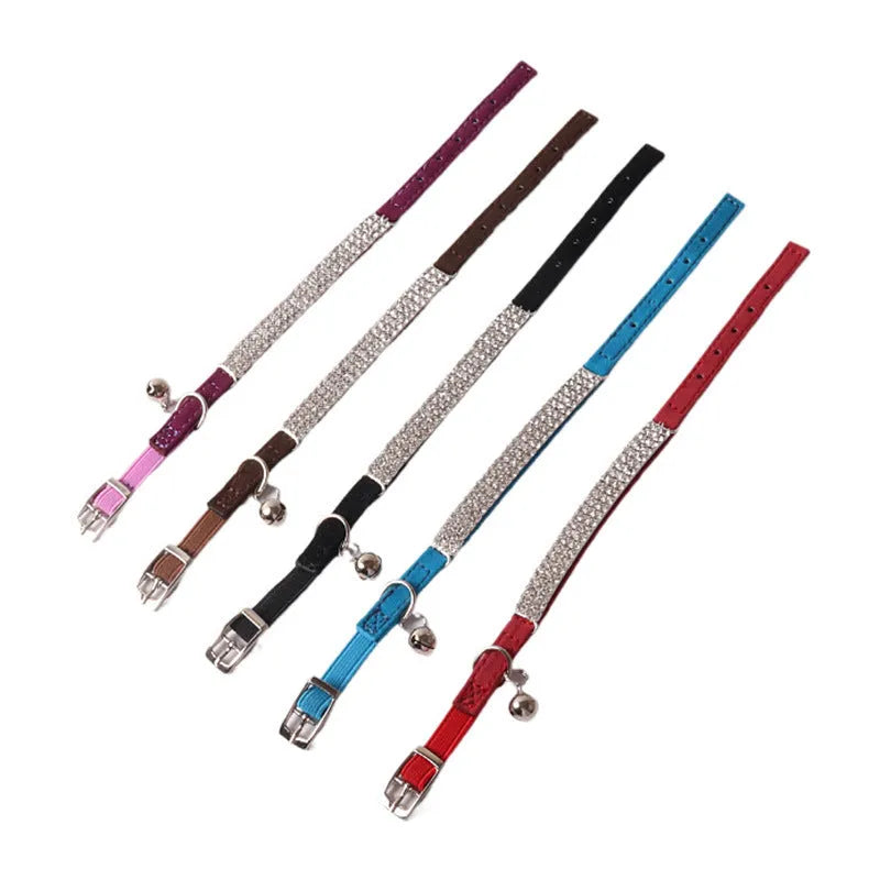 Flannel-lined cat collar with elastic buckle in six colour options