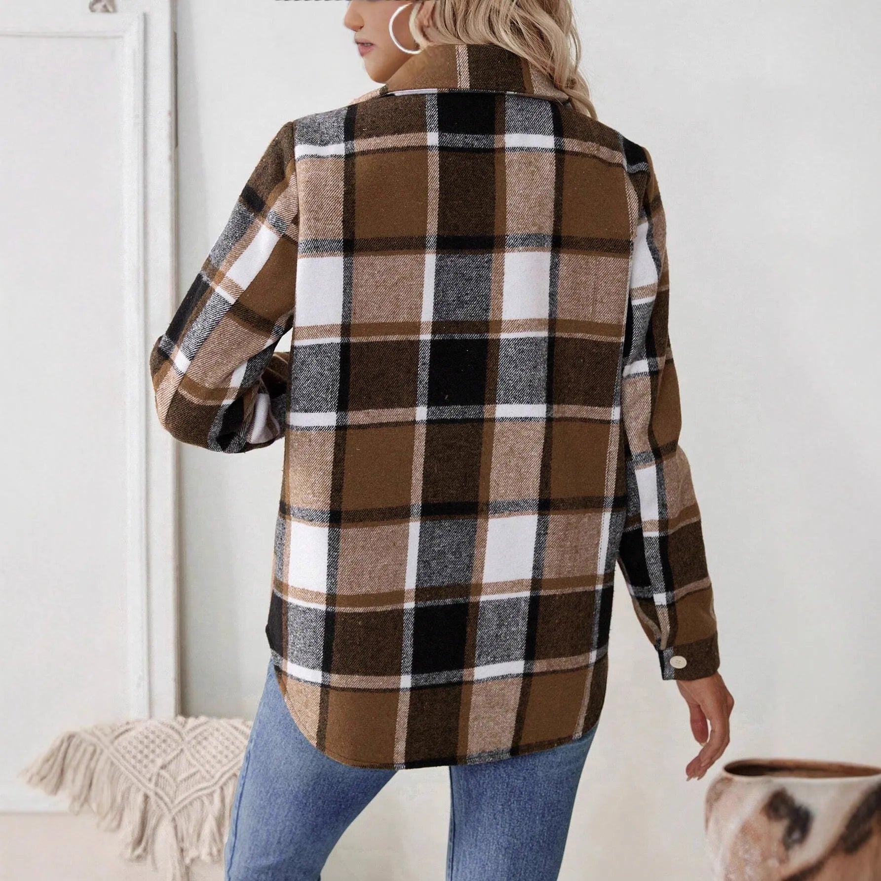 Woolen woven plaid button shirt collar jacket top in brown, with pockets, medium thickness polyester fabric, casual style