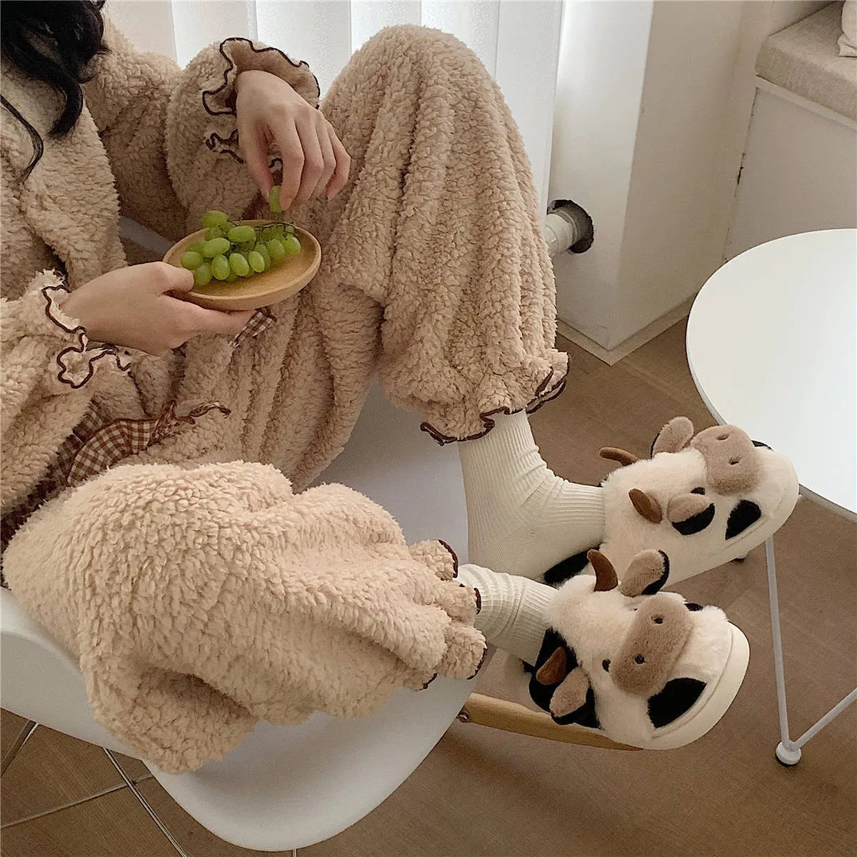 White cow animal slippers with faux fur and anti-slip textured soles