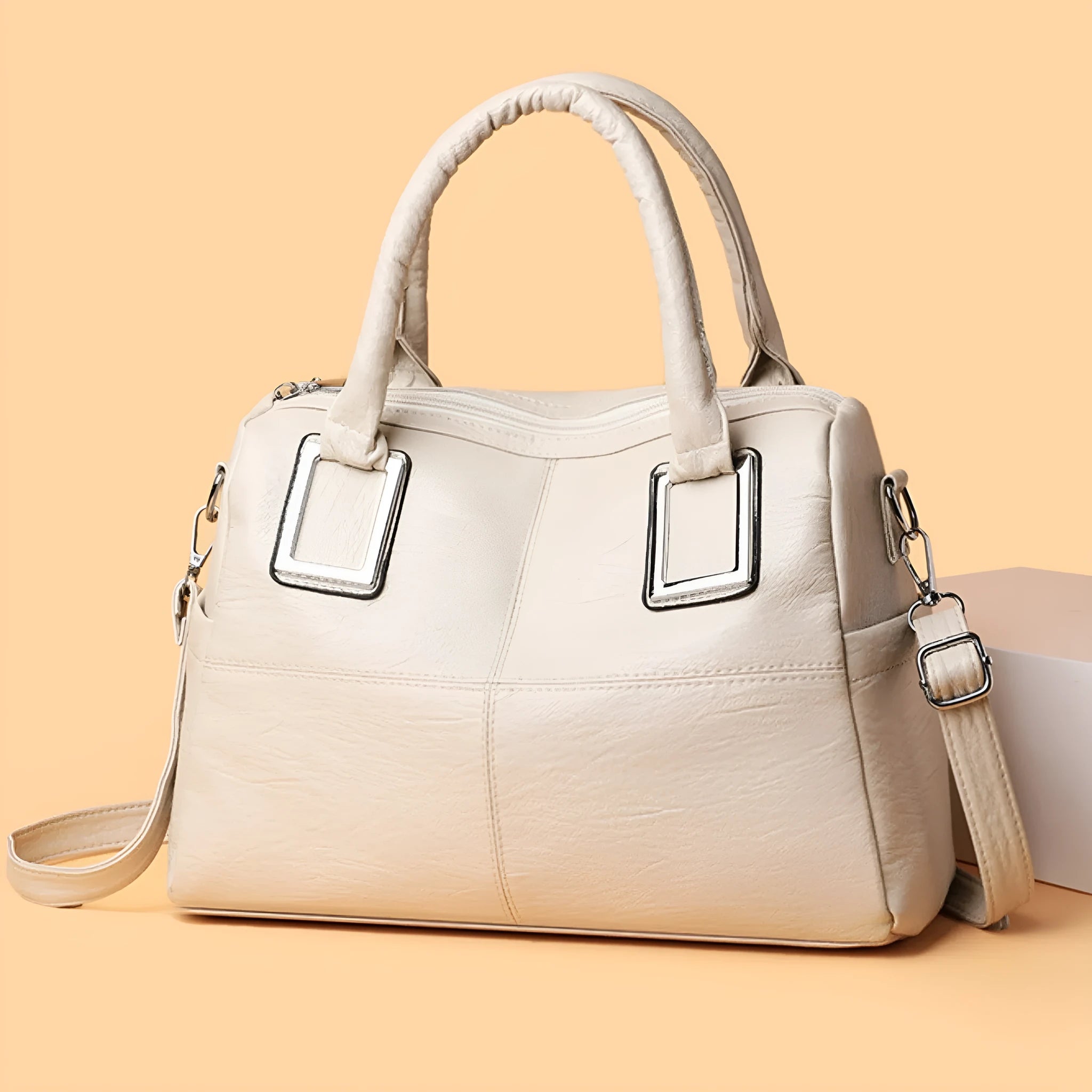 Women's horizontal square shoulder bag in wear-resistant material with interior phone and file compartments