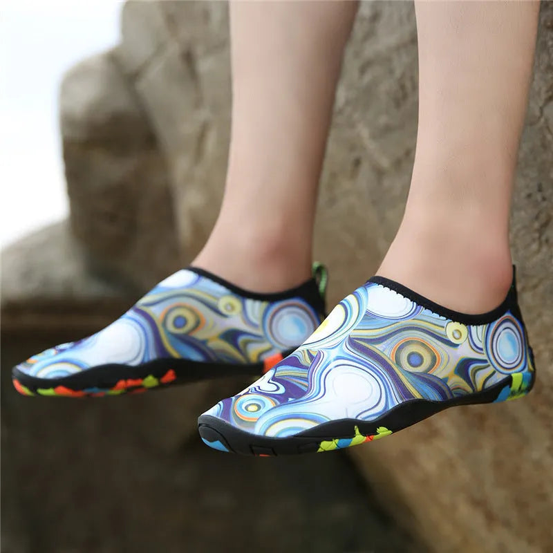 Beach wading shoes in blue colour with Lycra fabric upper and EVA midsole for water sports