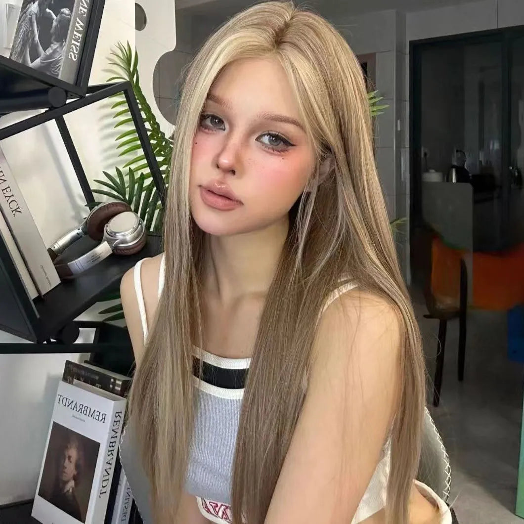 Forehead lace wig in golden brown gradient with centre-parting, full head coverage for ladies