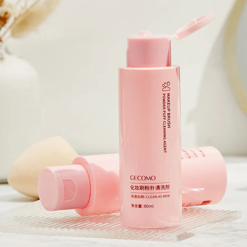 Makeup brush cleaner kit with 80ml detergent bottle and 75ml wash-free spray for beauty blenders