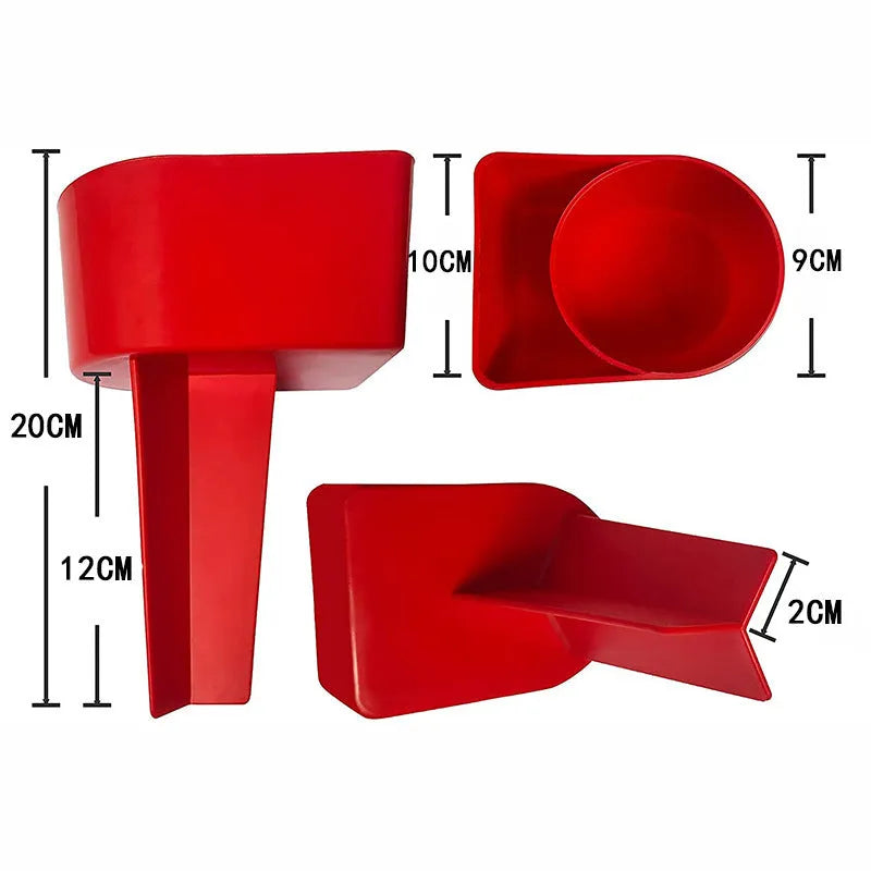 Plastic canopy cup and phone holder in green, 20x14cm, on a beach shelter frame