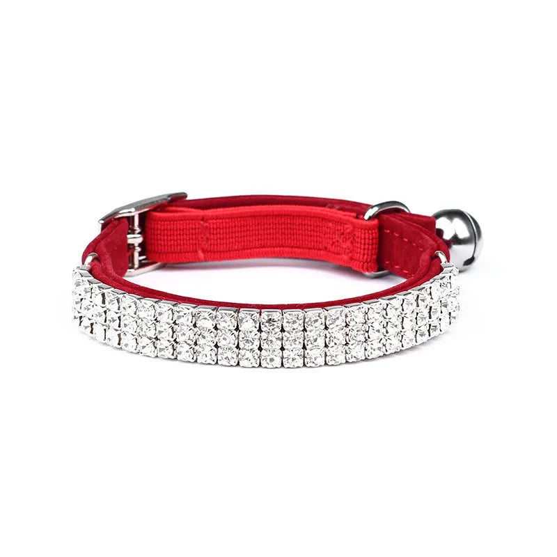 Velvet cat collar with rhinestones in five colours, adjustable from 20cm to 30cm length