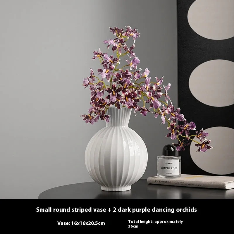 White ceramic ball striped vase with American country styling for table centrepiece decoration