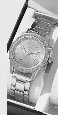 Women's three-eye quartz diamond-embedded watch with rose gold alloy strap