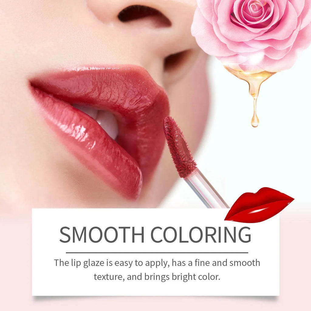 Double-headed lip liner and lip lacquer pen in a choice of three colours.