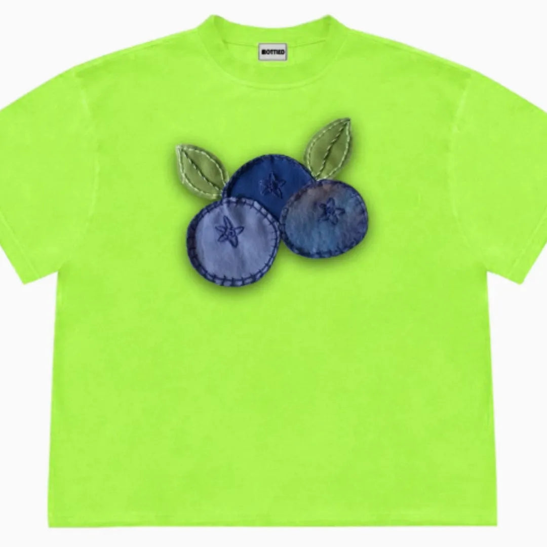 Women's loose fit blueberry print t-shirt in ice oxygen cotton fabric, short sleeves and round neck.