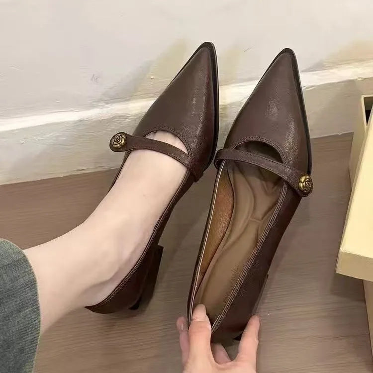 Women's retro low-cut high heels with chunky heel in black and brown, sizes 34-40