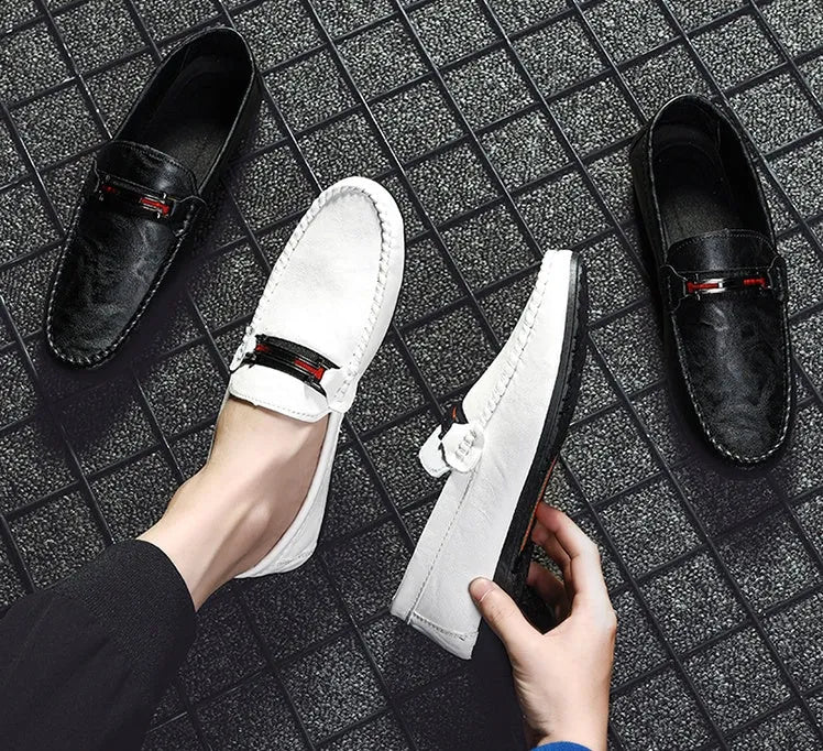 Men's Doudou casual shoes with black PU upper and rubber sole on a light background
