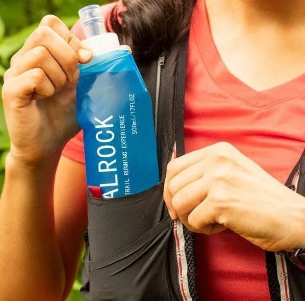 Plastic portable straw with suction tube for mountain climbing and off-road biking hydration