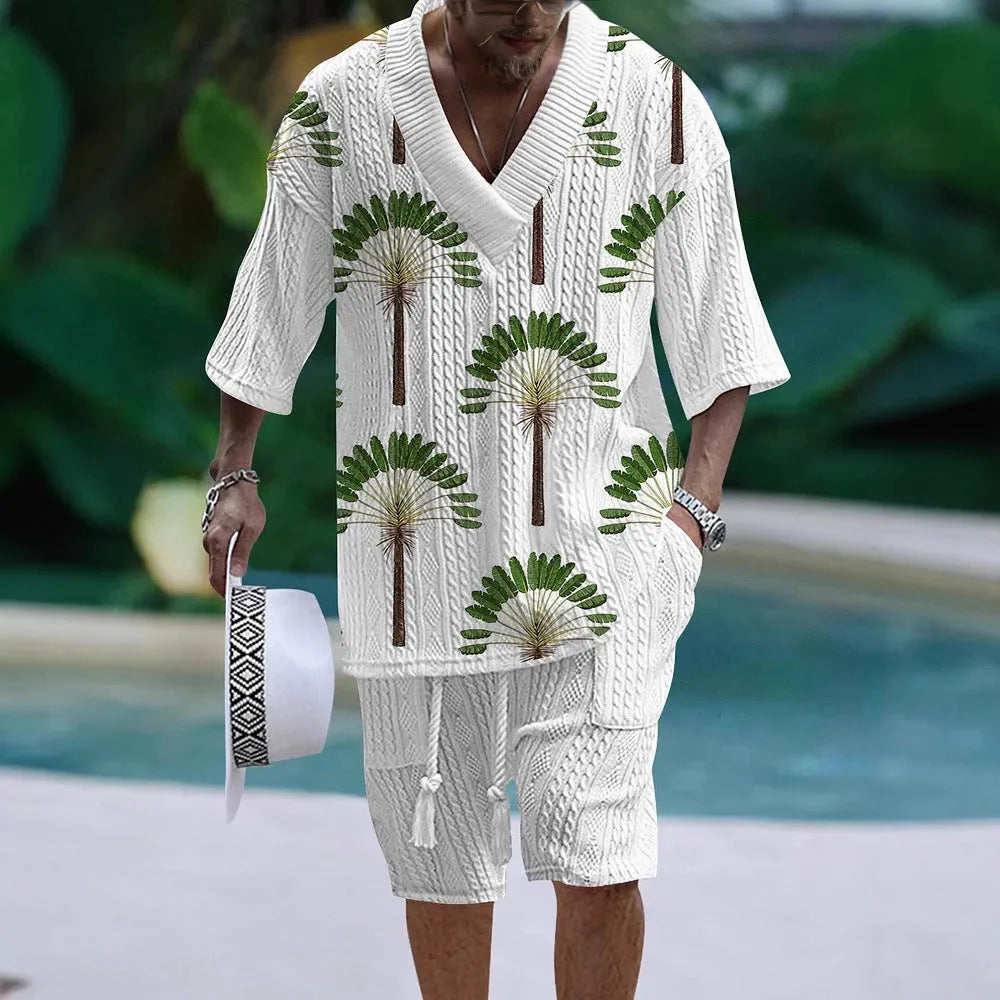 Loose casual short sleeve suit in polyester fibre with matching top and shorts