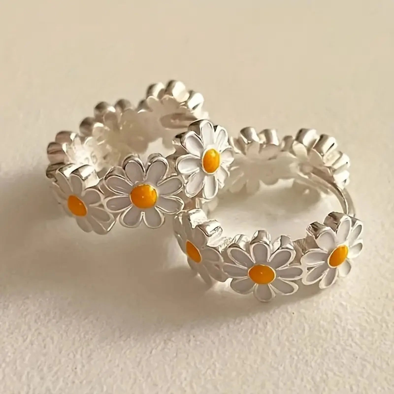 White daisy flower ring earrings with platinum accents on copper base for fashion OL style