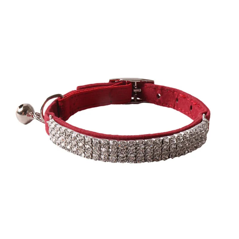 Flannel-lined cat collar with elastic buckle in six colour options