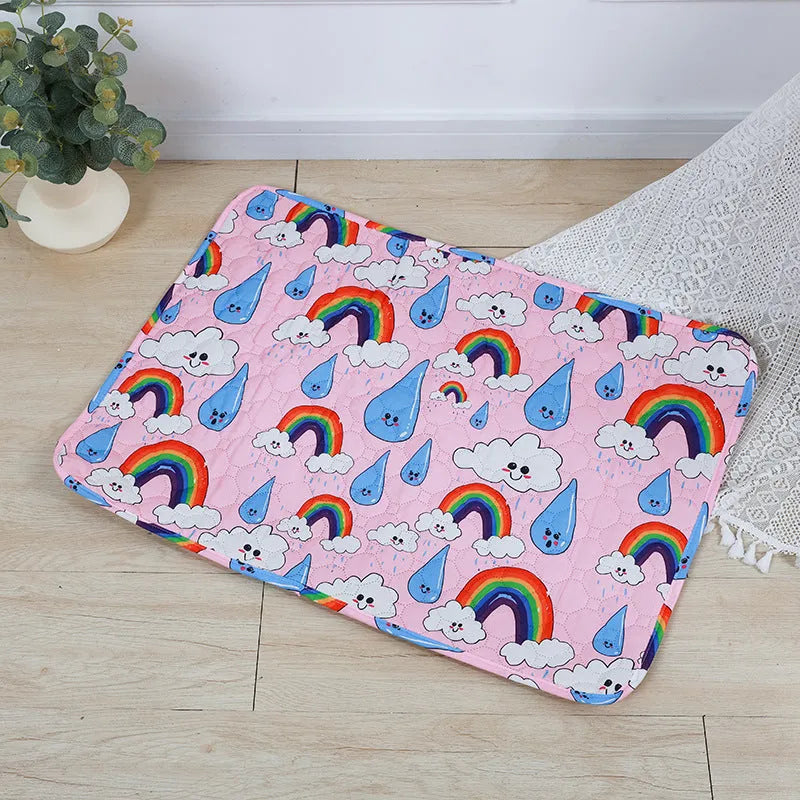 Reusable washable pet urine pad with colourful waterproof gasket patterns and non-slip backing