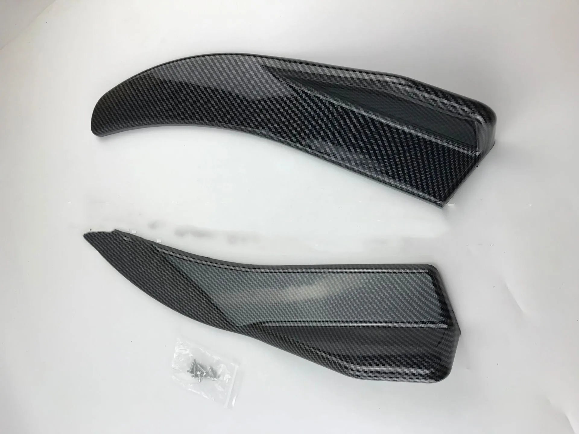 Car deflector lights for GM vehicles, 440mm ABS construction in bright black or carbon fibre finish