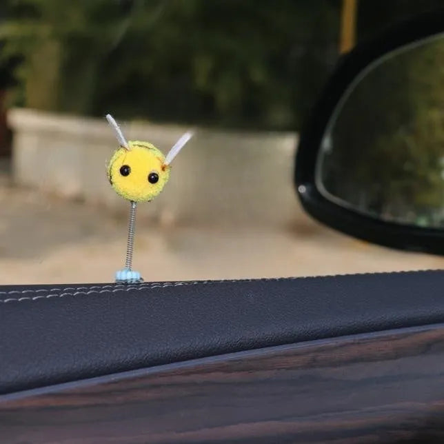 3cm spring bee car decoration made from fur ball material with cartoon design
