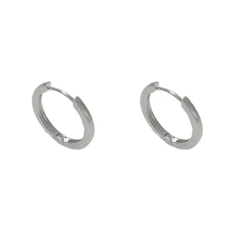 Geometric round gold plated ear clip on copper base with clip fastening
