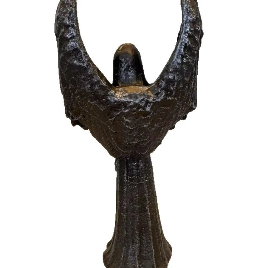 Dark Angel resin statue ornament with gothic theme, dimensions 6.5 by 5 by 17 cm.