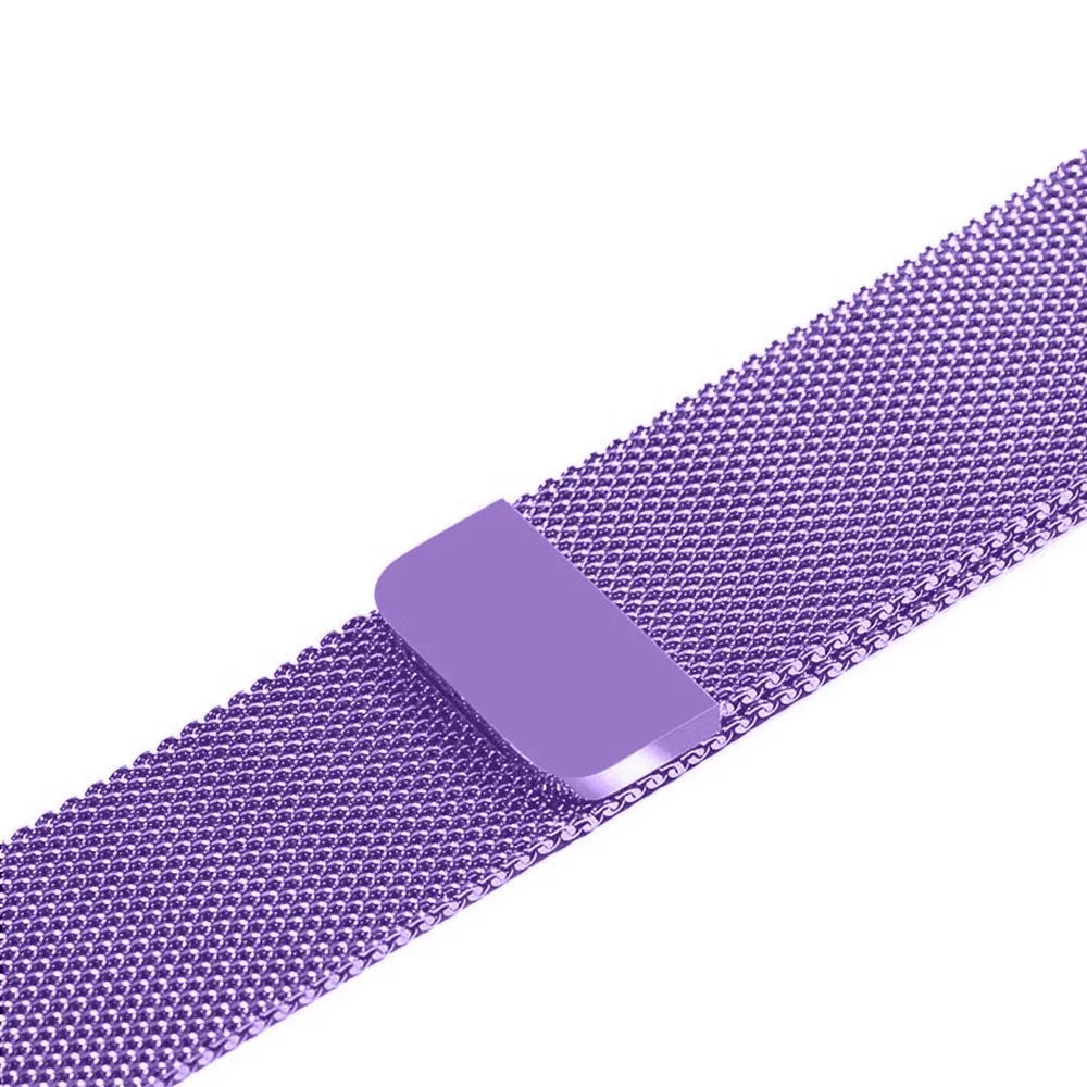 Stainless steel watch strap in silver colour for 38mm or 42mm watch cases.