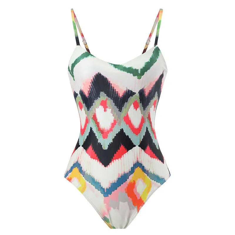 Women's gradient striped two-piece swimsuit with matching hip skirt in quick-drying polyester fabric