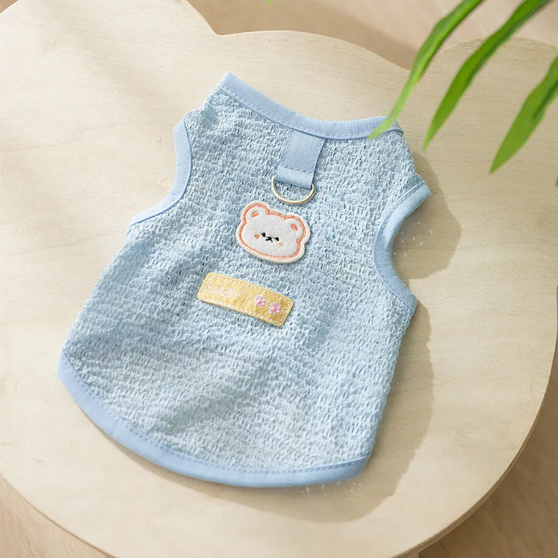 Green hollowed-out cat clothes with cartoon bear patch on knitted fabric