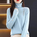 Slim fit knitted bottoming shirt in camel colour with 3D pattern and short 40cm length