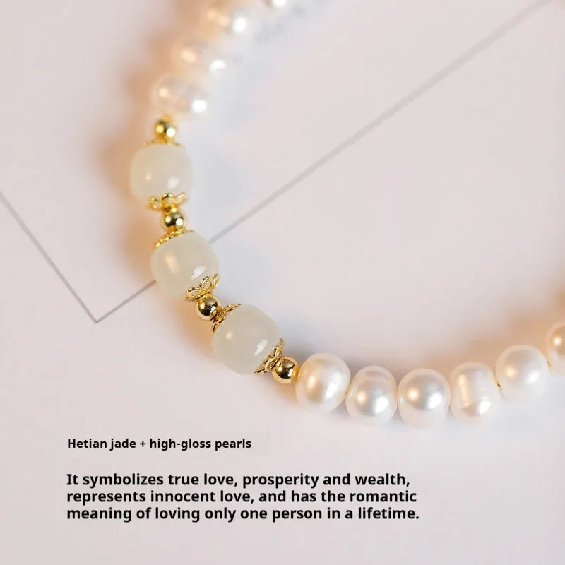 Natural freshwater pearl bracelet with diamond shape design in Hetian jade colours