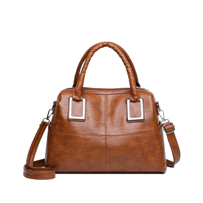 Women's horizontal square shoulder bag in wear-resistant material with interior phone and file compartments