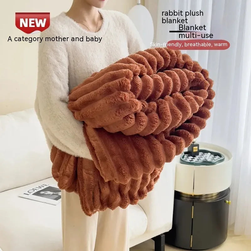 Soft wind bubble velvet faux rabbit fur blanket in a solid colour, showing double-sided thickening texture.
