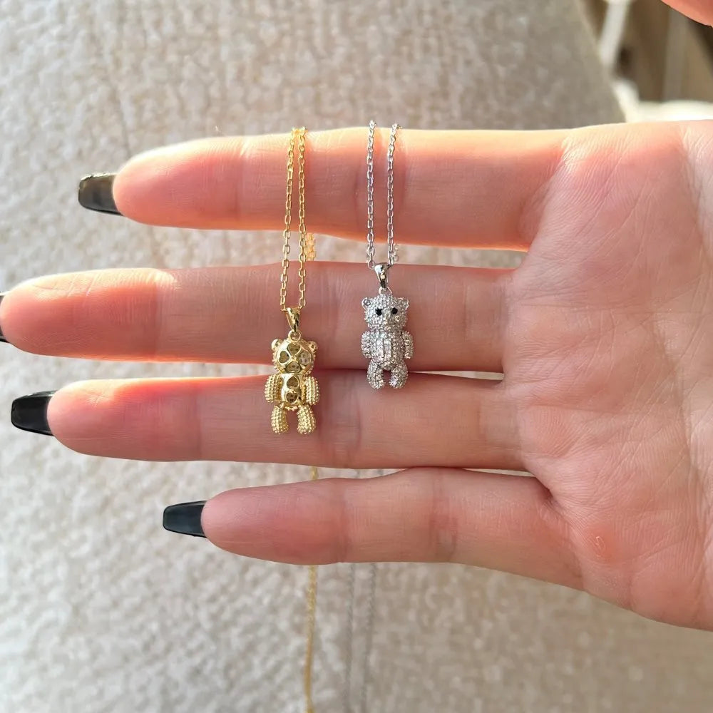 Cute bear clavicle chain necklace made from 925 silver in gold and white gold colour options for women
