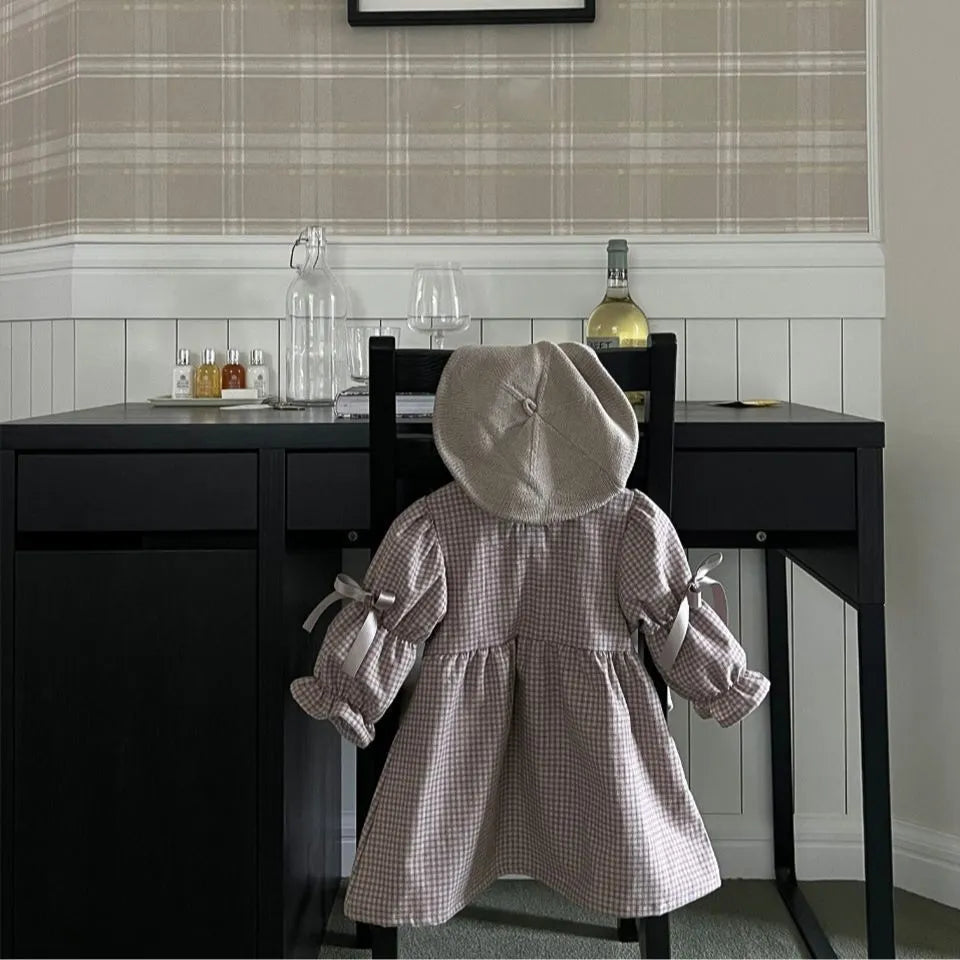 Girl's cotton plaid bow princess dress in light coffee plaid with long sleeves, suitable for heights 73-100cm
