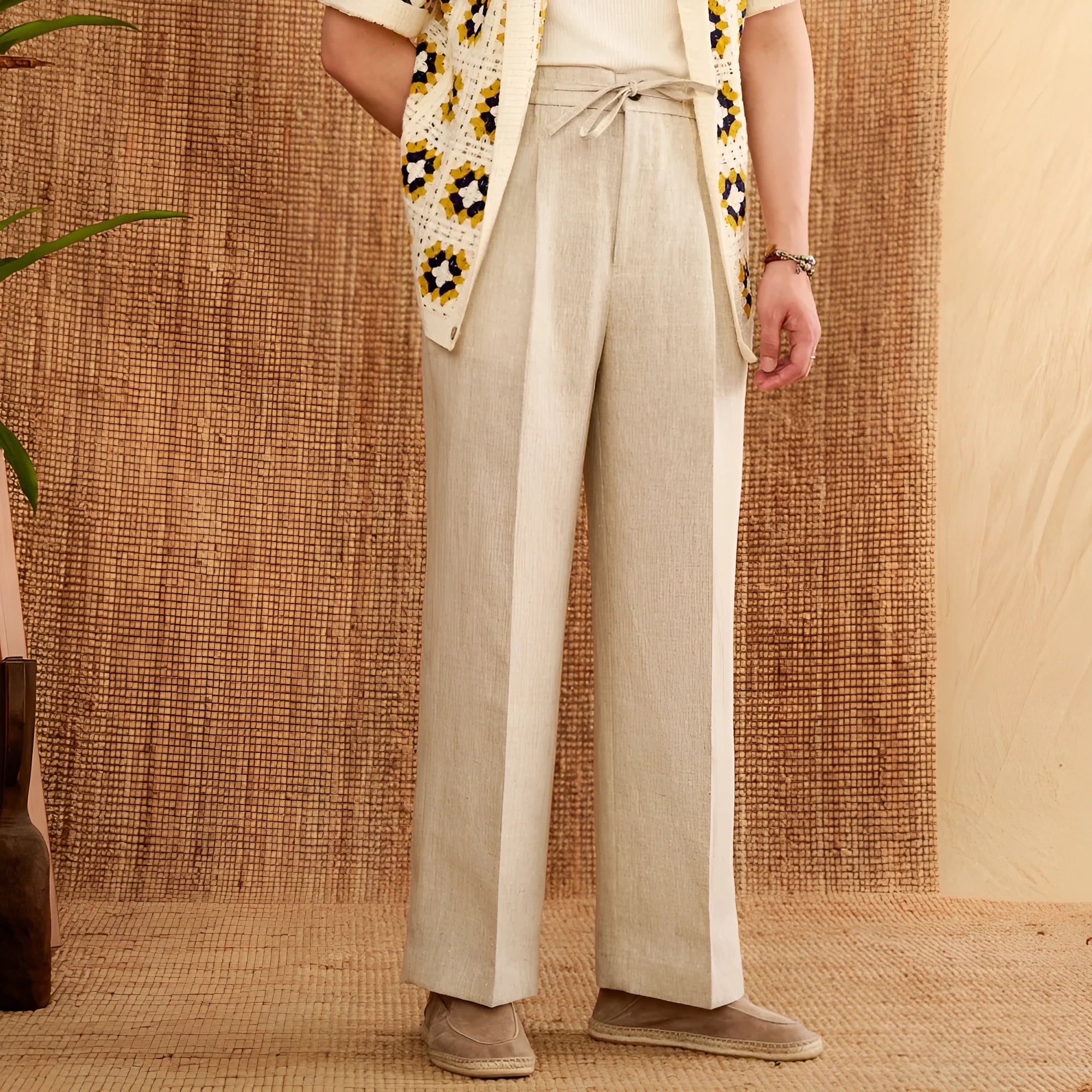 Linen high waist trousers with elasticated waistband in navy blue colour straight-leg design