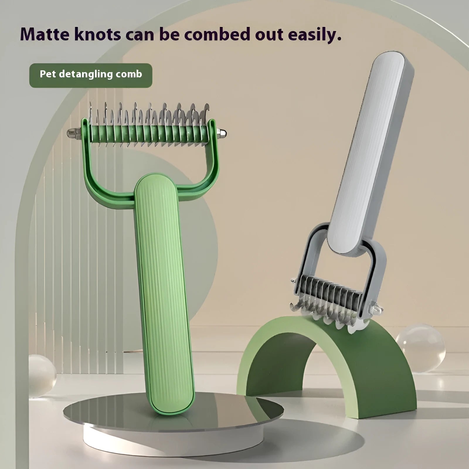 Creative pet grooming comb with PP plastic handle and stainless steel teeth in green colour