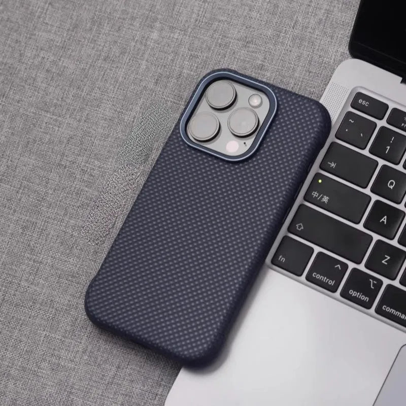 Hard PC leather phone case with embossed diamond grain and magnetic suction in Star Diamond finish