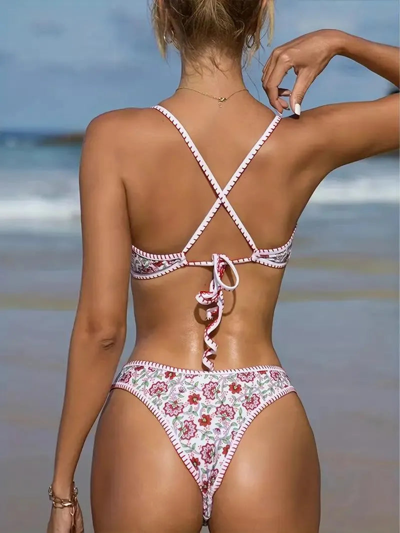 V-neck floral printed polyester swimsuit for women in briefs cut