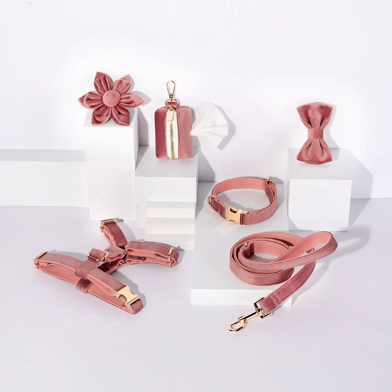 Classic velvet dog collar and matching traction rope set with bow tie and flower decoration.
