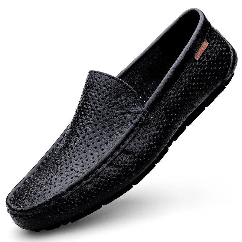 Men's casual soft leather shoes in black with visible sewing thread detail, two-layer cowhide upper, rubber sole, Korean style
