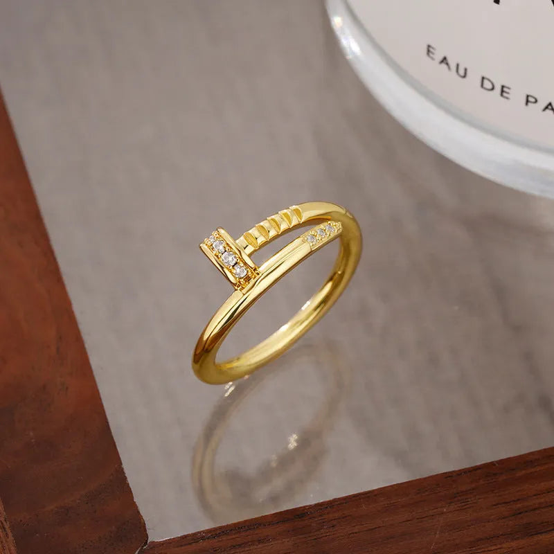 Gold geometric finger ring with natural style design for women