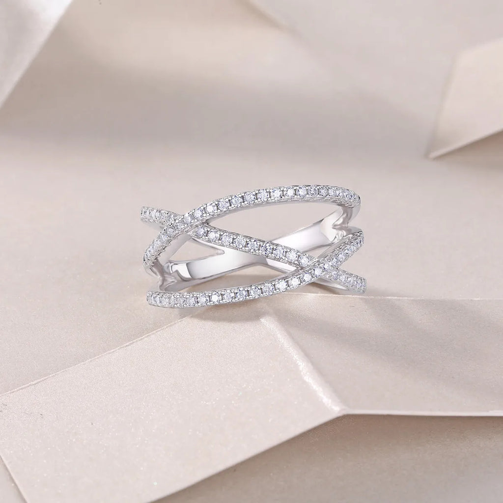Moissanite wedding ring set in S925 silver with platinum plating, gift box and GRA certificate, size 7
